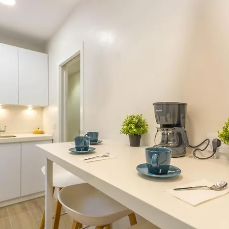 Anita's Place Apartment